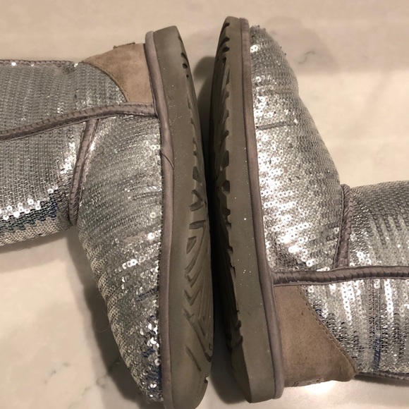 Sparkling UGG boots with sequence - Picture 5 of 11